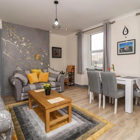 51a Swadford Street Apartment *